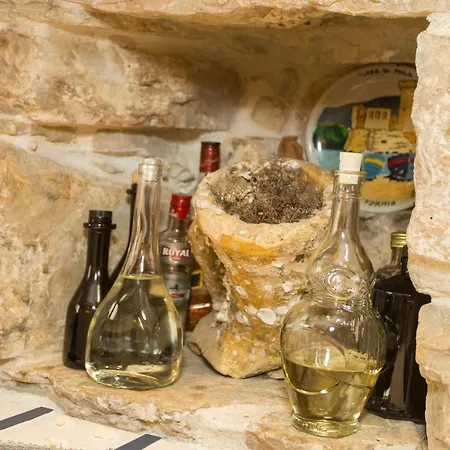 Natalia Old Town ספליט